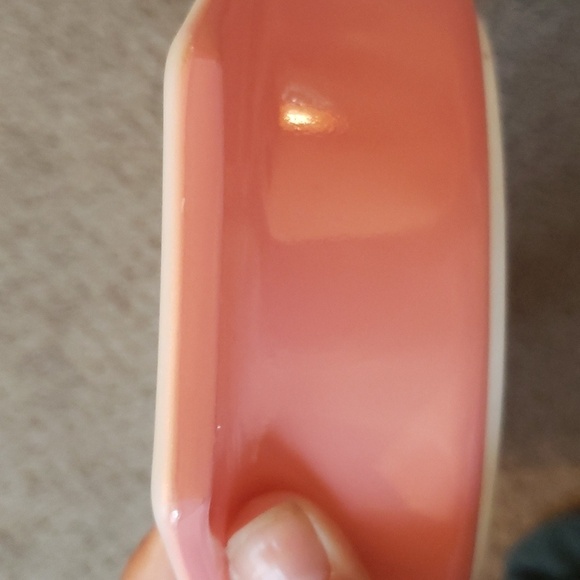 Vintage 1950s Pyrex pink and white Daisy divided casserole dish with divided lid - Picture 9 of 12